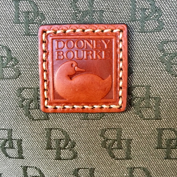 NWT Dooney & Bourke satchel/crossbody purse - Picture 3 of 6